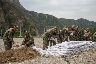 还能留住吗❓药厂核心维尔茨34场10球17助，20岁身价1亿欧？